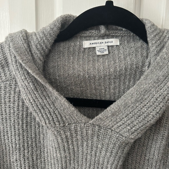 American Eagle Sweater - Picture 2 of 3